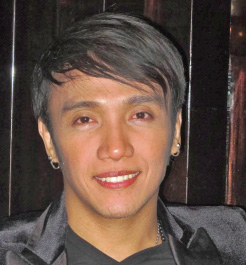 arnel-pineda